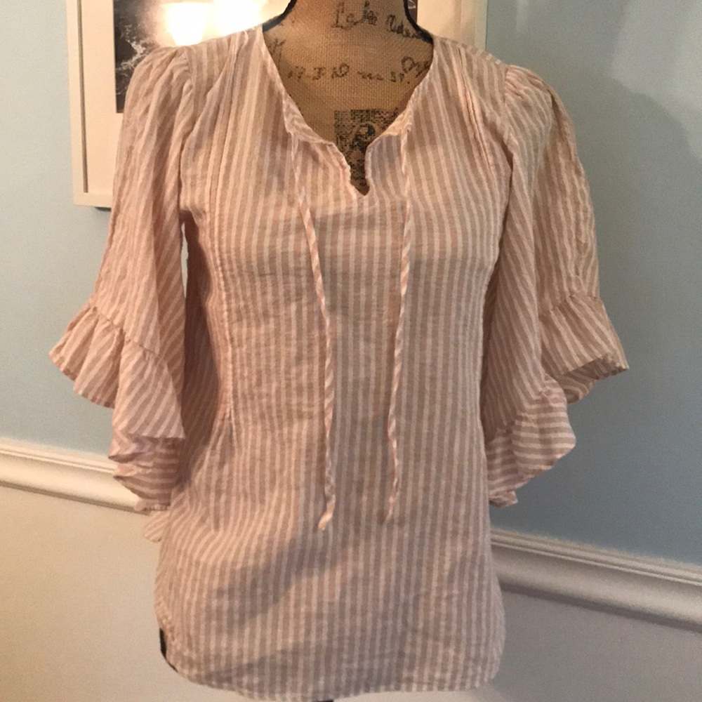 Sweet looking top size XS LC Lauren Conrad